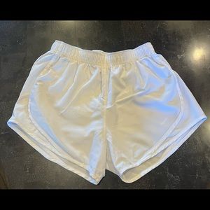 Nike Women's Tempo Dry Core 3'' Running Shorts. White. Size: S